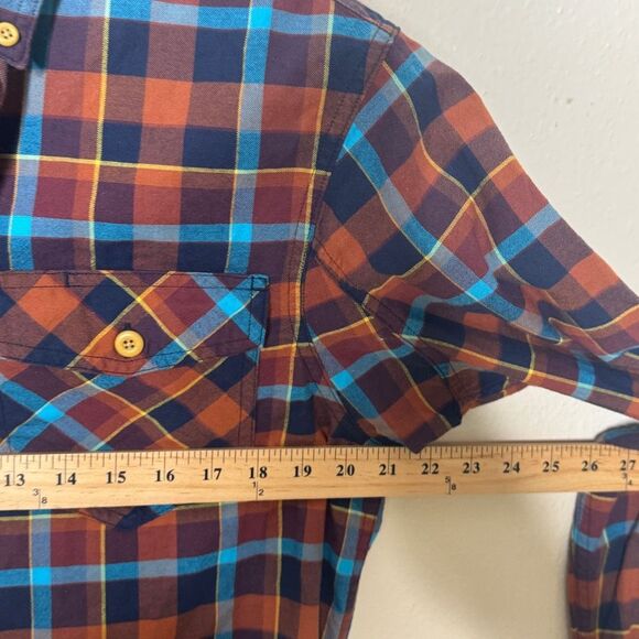 Duluth Trading Co Shirt Mens Medium Slim Fit Button Up Long Sleeve Plaid Pocket - Picture 8 of 11